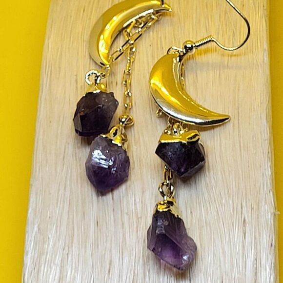 New, Not Worn, Brazilian  Amethyst, Point-Moon-Earings, in Goldtone - Picture 2 of 6